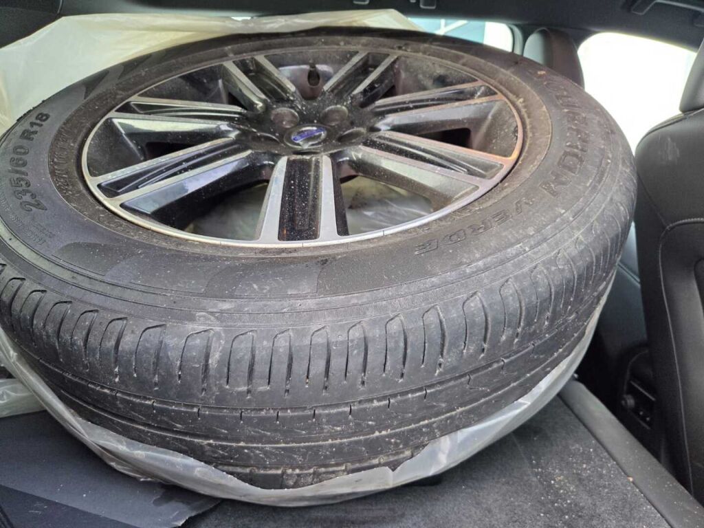 Volvo XC60 2017 Hopea