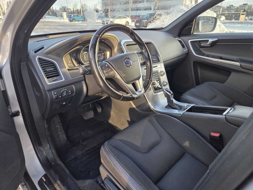 Volvo XC60 2017 Hopea