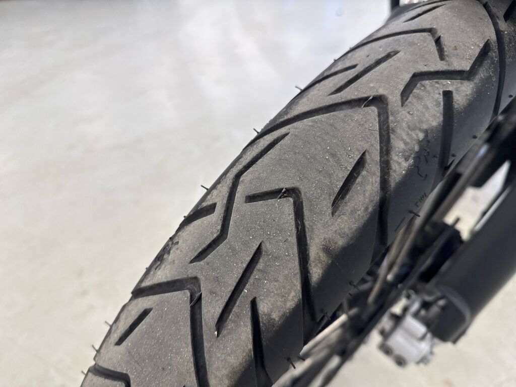 BMW F 2014 Valkoinen