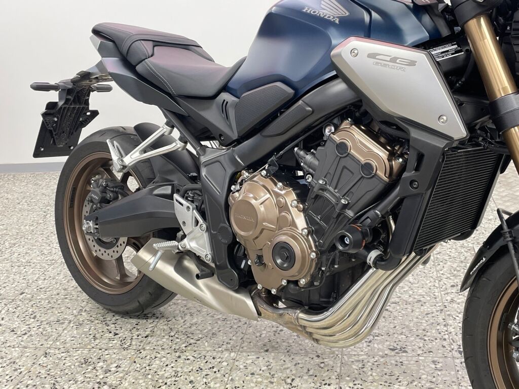 Honda CB 2022 