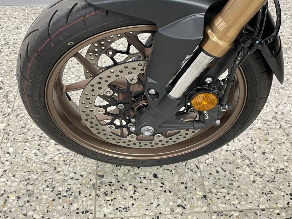 Honda CB 2022 