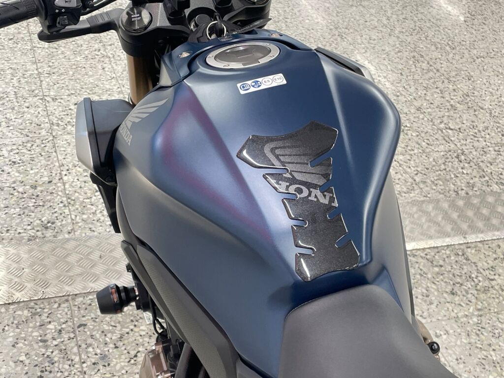 Honda CB 2022 