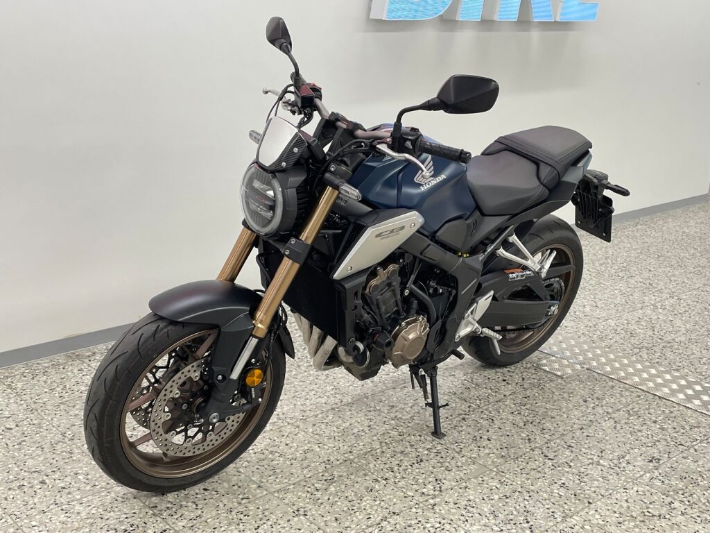 Honda CB 2022 