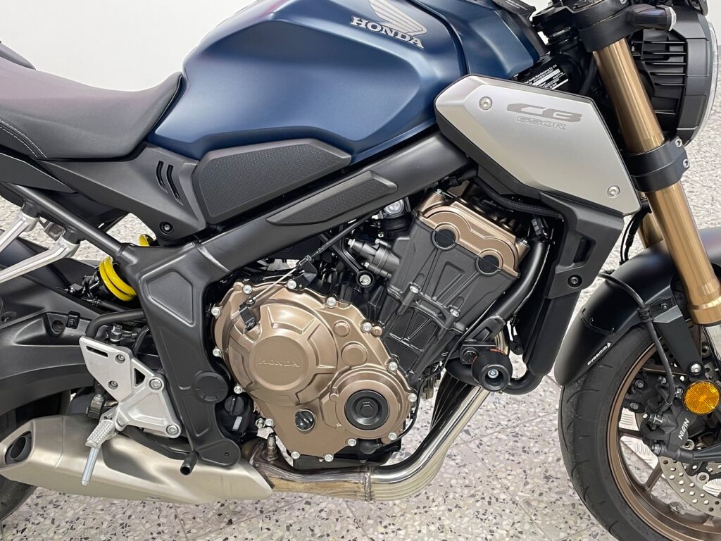 Honda CB 2022 