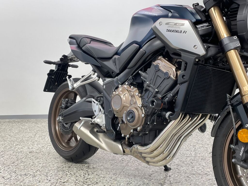 Honda CB 2022 