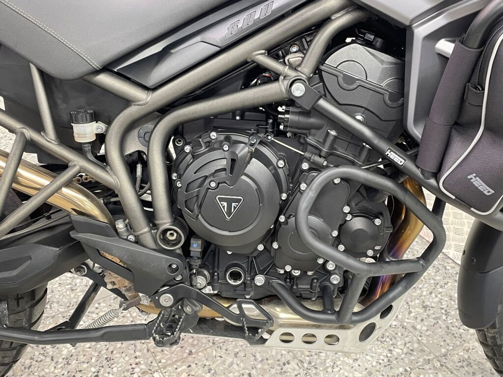 Triumph TIGER 2015 VL %O 4