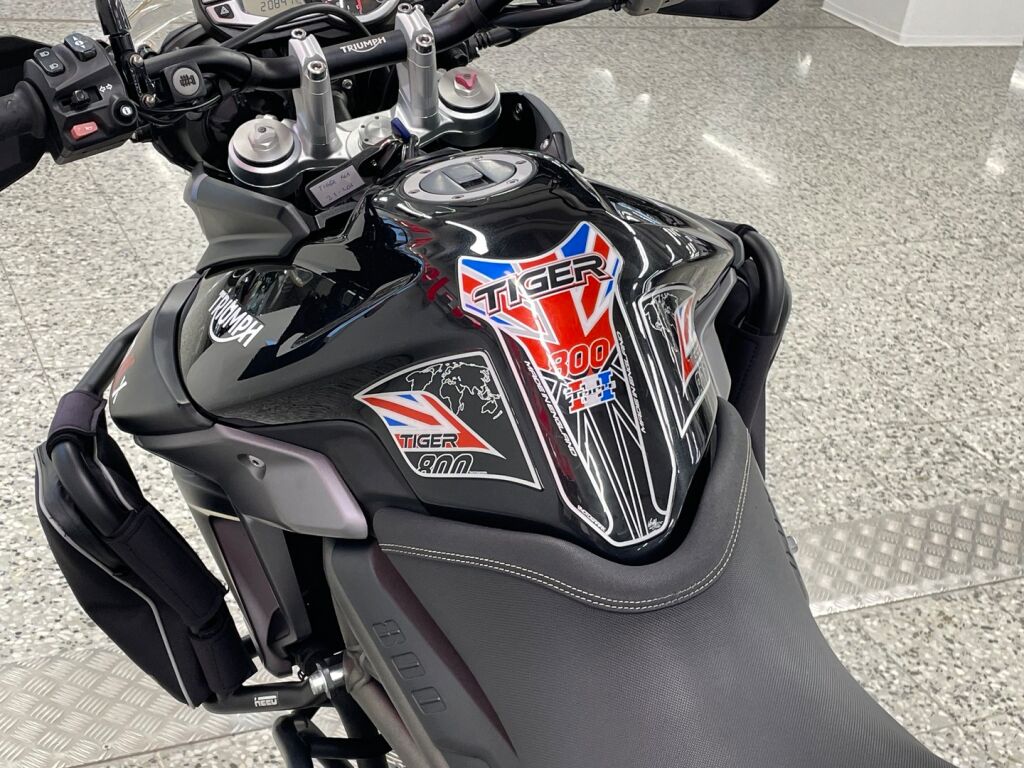 Triumph TIGER 2015 VL %O 4