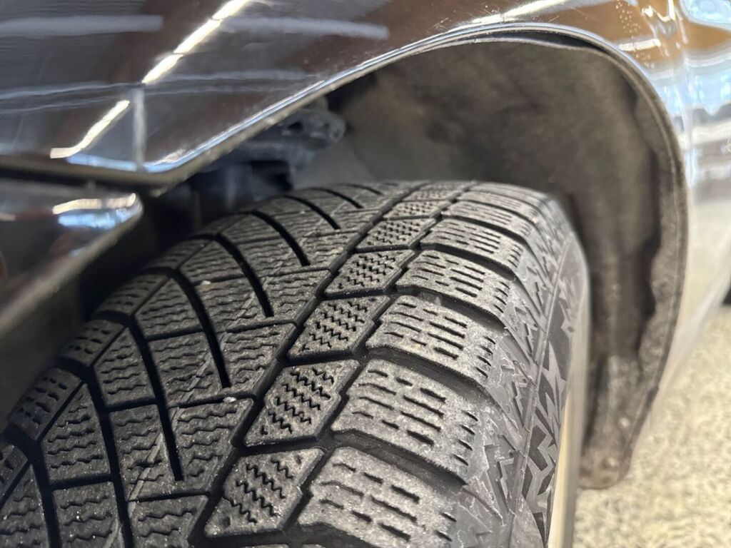 Volvo XC60 2017 Musta