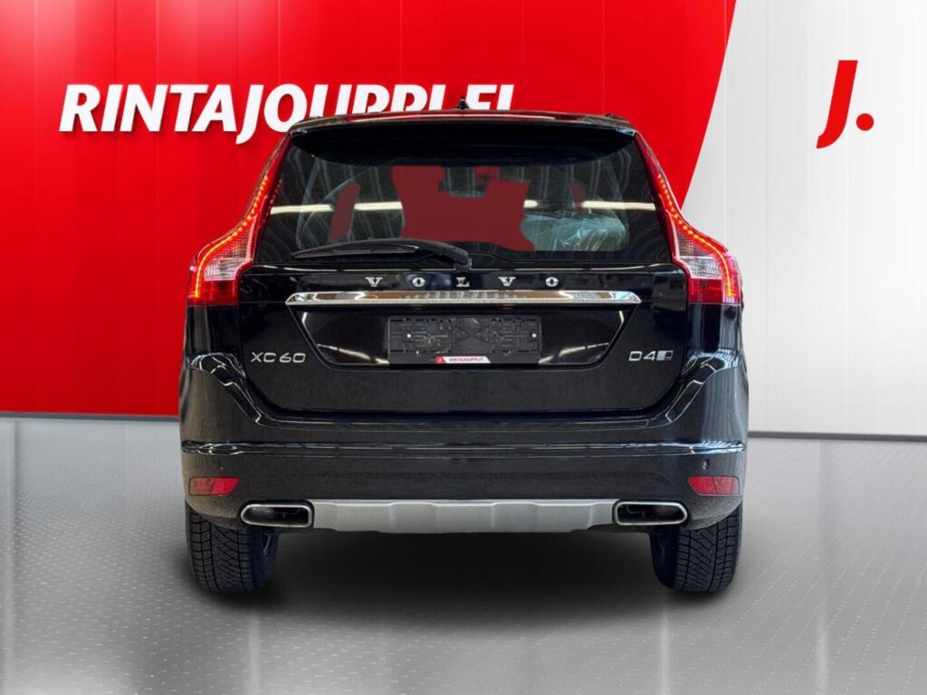 Volvo XC60 2017 Musta