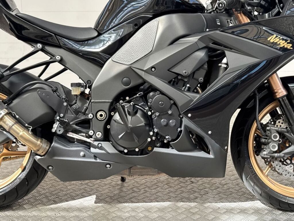 Kawasaki ZX-10R 2012 Musta