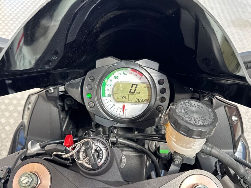 Kawasaki ZX-10R 2012 Musta