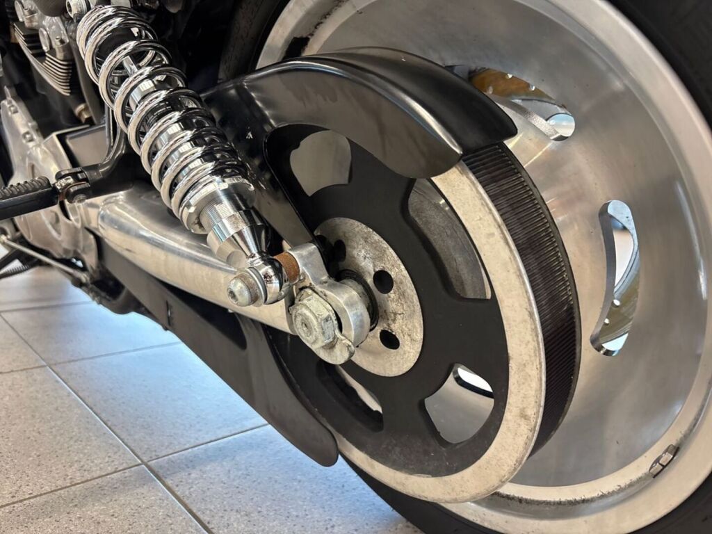 Harley-davidson VRSC 2006 Musta