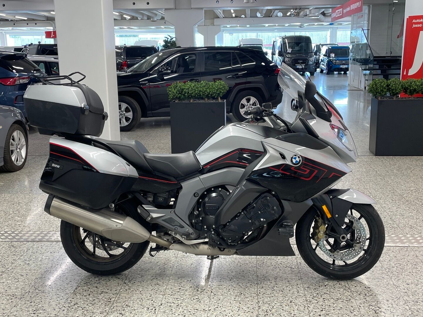 BMW K