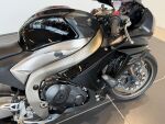 Suzuki GSX-R 2011 Musta