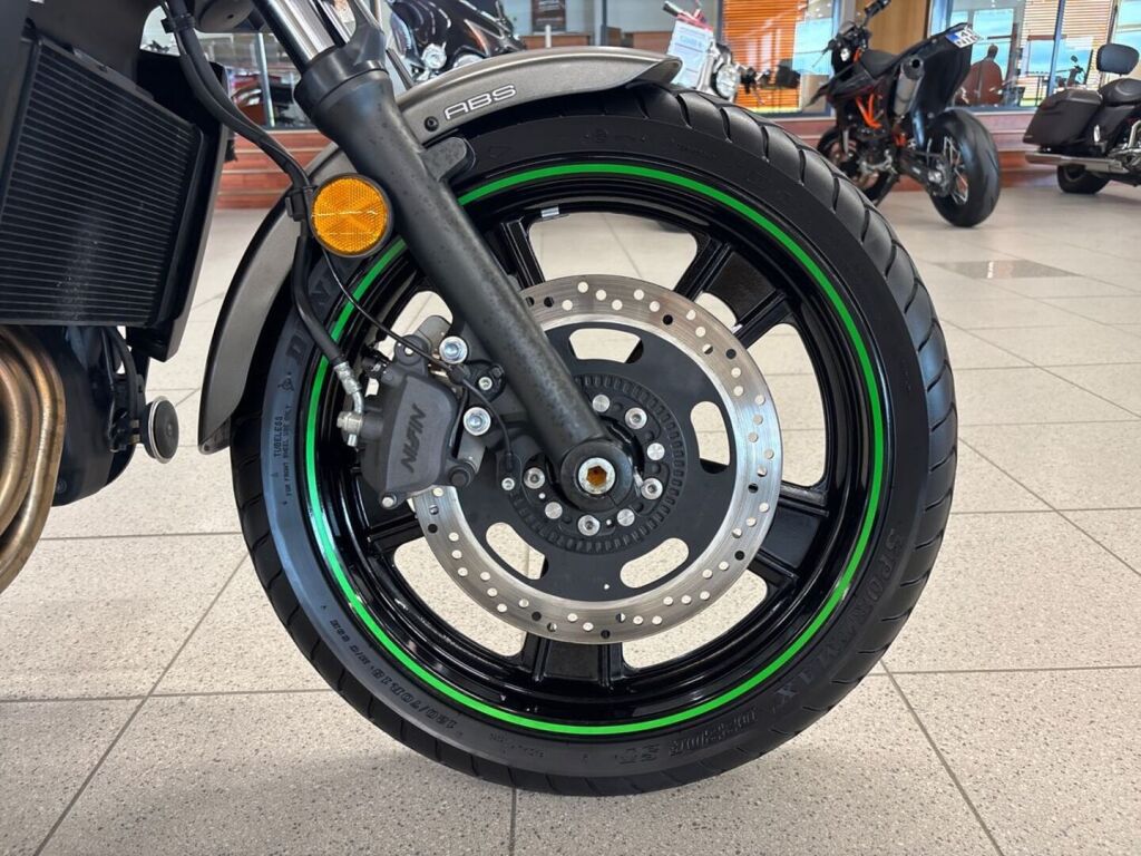Kawasaki VULCAN 2022 