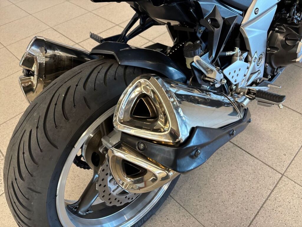 Kawasaki Z 2010 