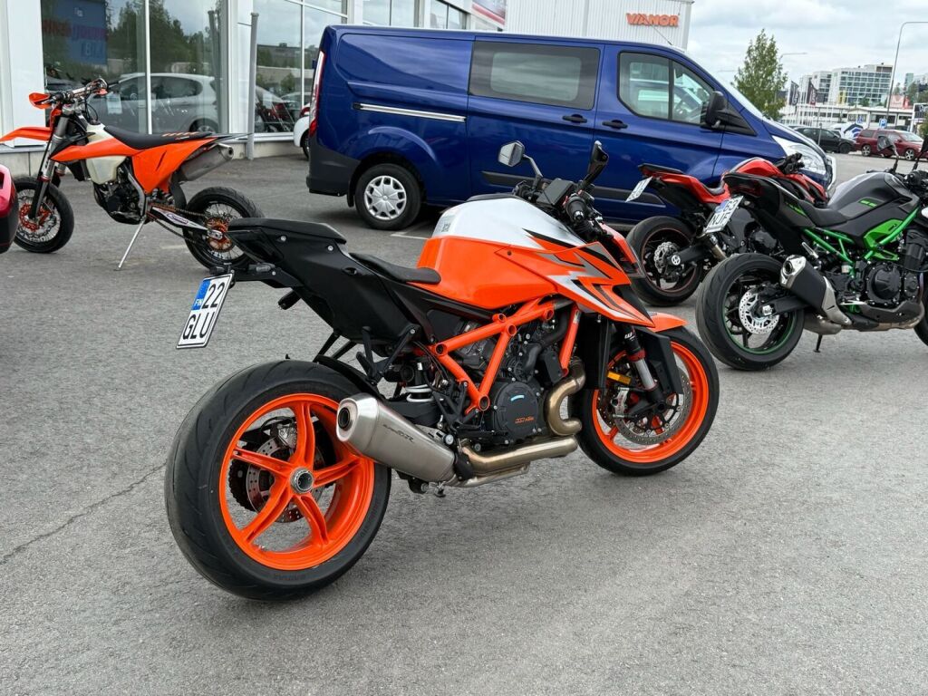 Ktm 1290 2023 