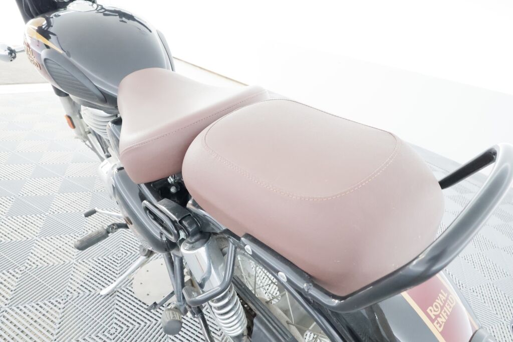 Royal enfield CLASSIC 2022 Musta