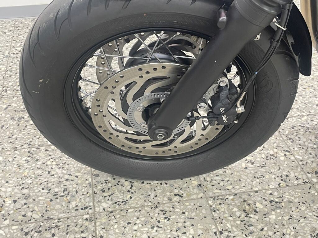 Triumph BONNEVILLE 2025 