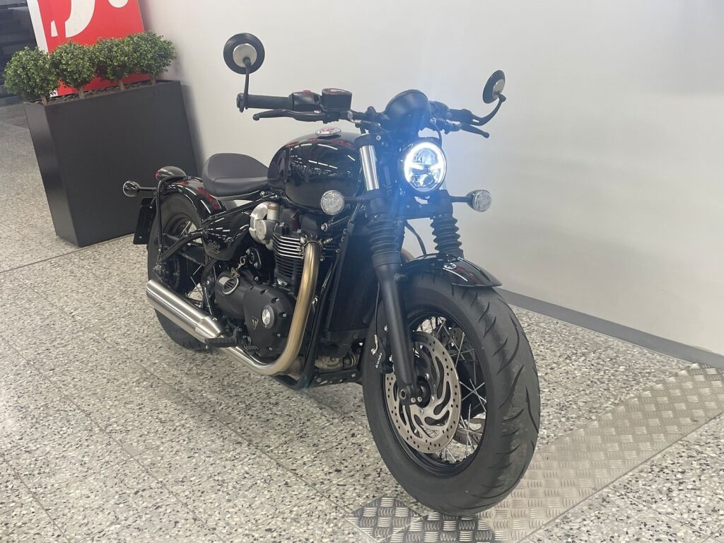 Triumph BONNEVILLE 2025 