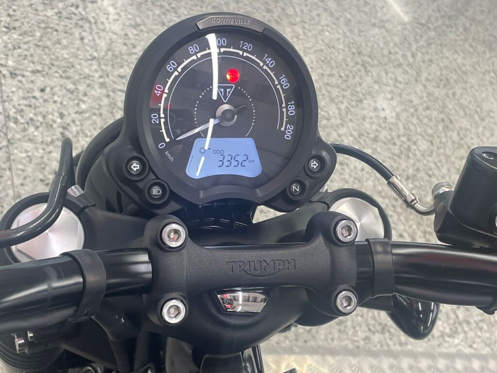 Triumph BONNEVILLE 2025 