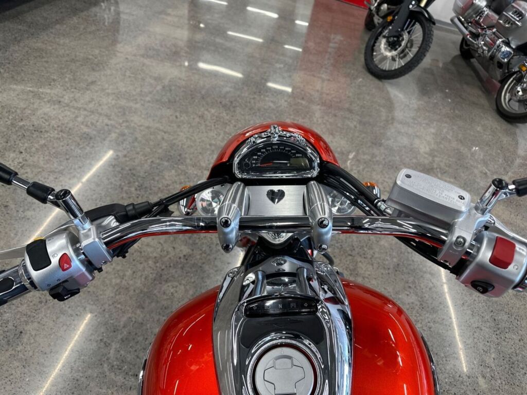 Suzuki VZ 2011 