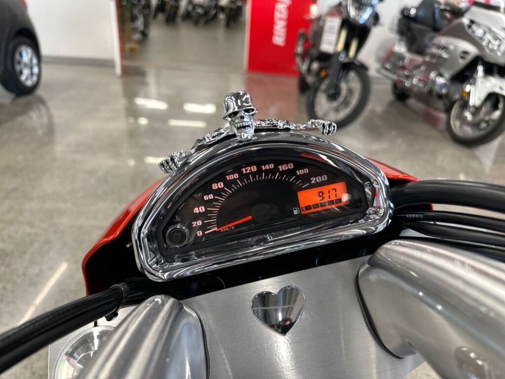 Suzuki VZ 2011 