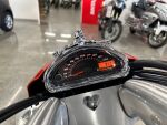 Suzuki VZ 2011 