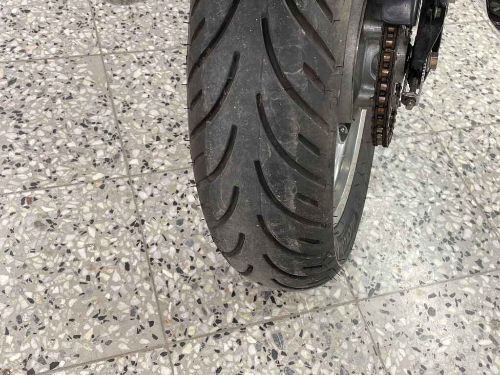 Triumph Thruxton 2011 JV O 2