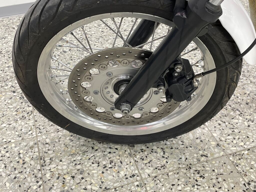 Triumph Thruxton 2011 JV O 2