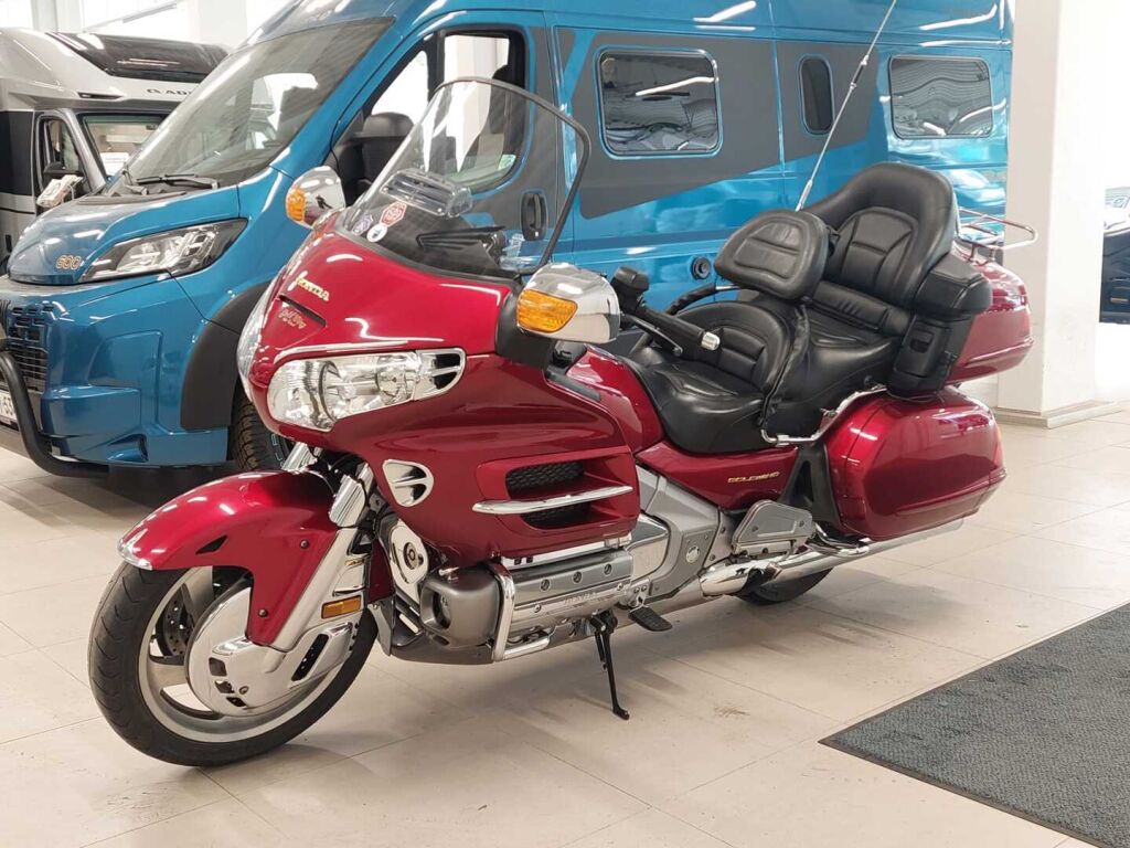 Honda GL 2004 