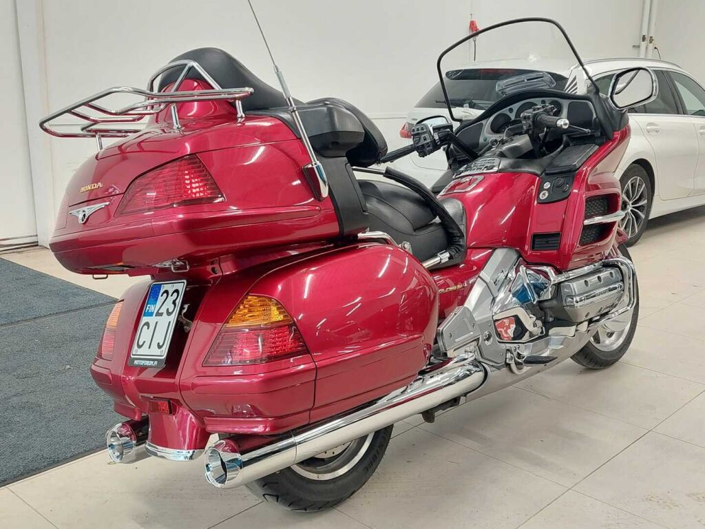 Honda GL 2004 