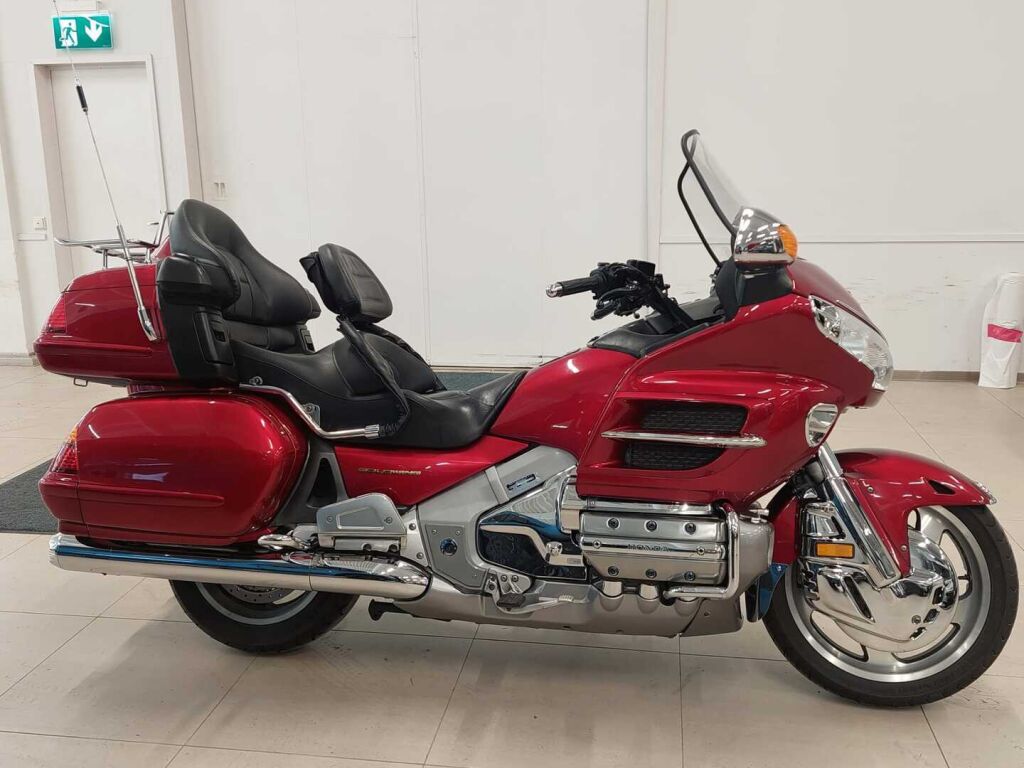 Honda GL 2004 