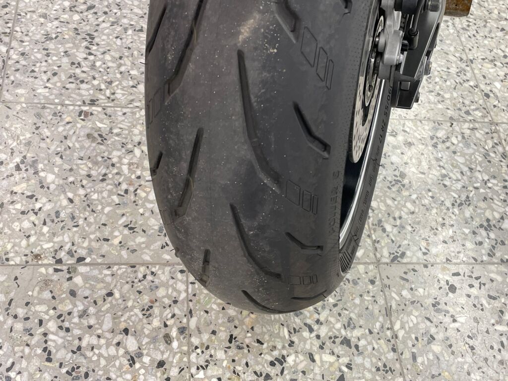 Yamaha MT-09 2016 Harmaa