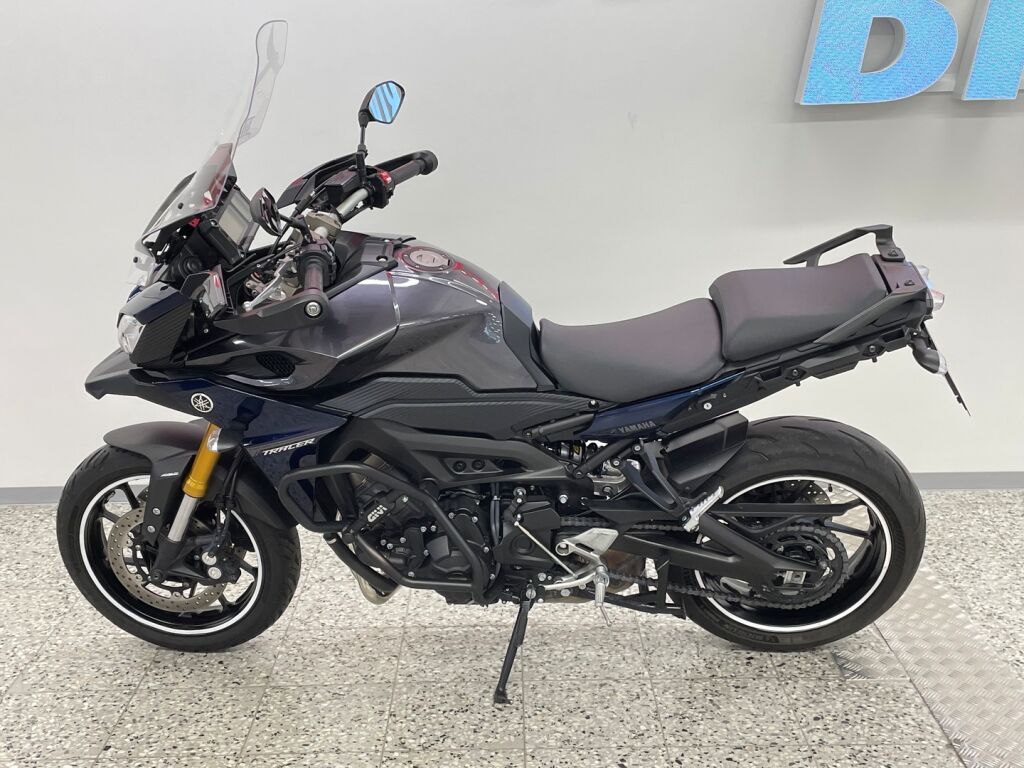 Yamaha MT-09 2016 Harmaa
