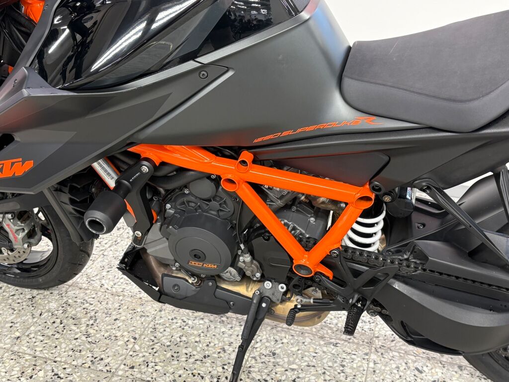 Ktm 1290 2021 