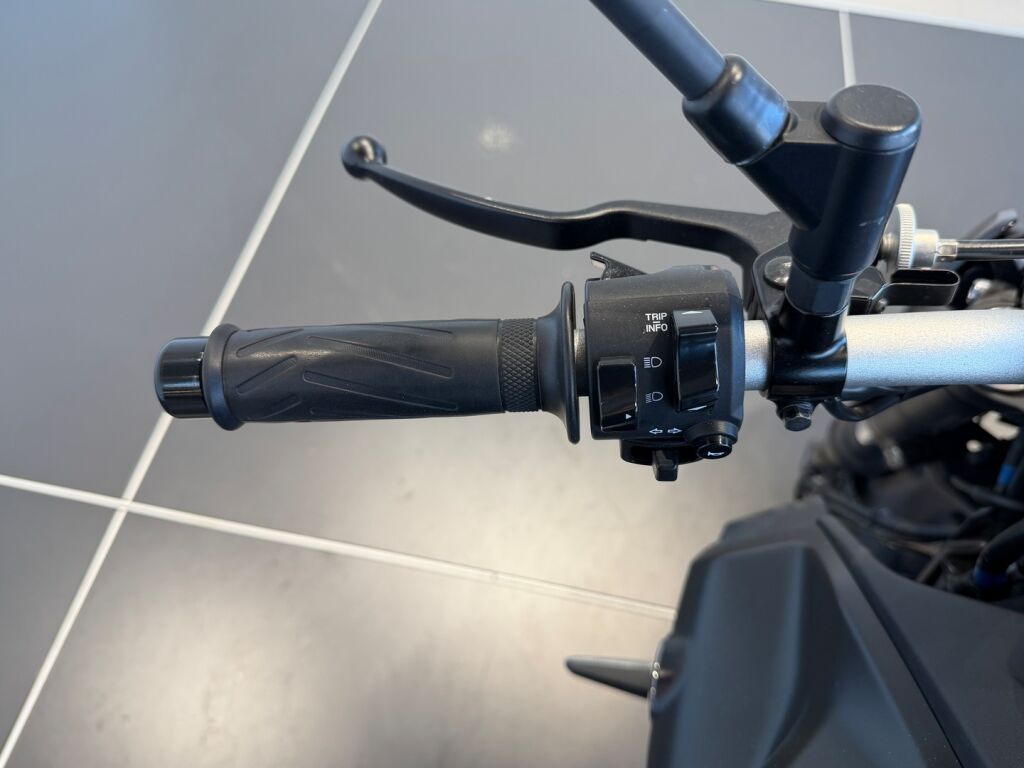 Yamaha MT-07 2021 Musta