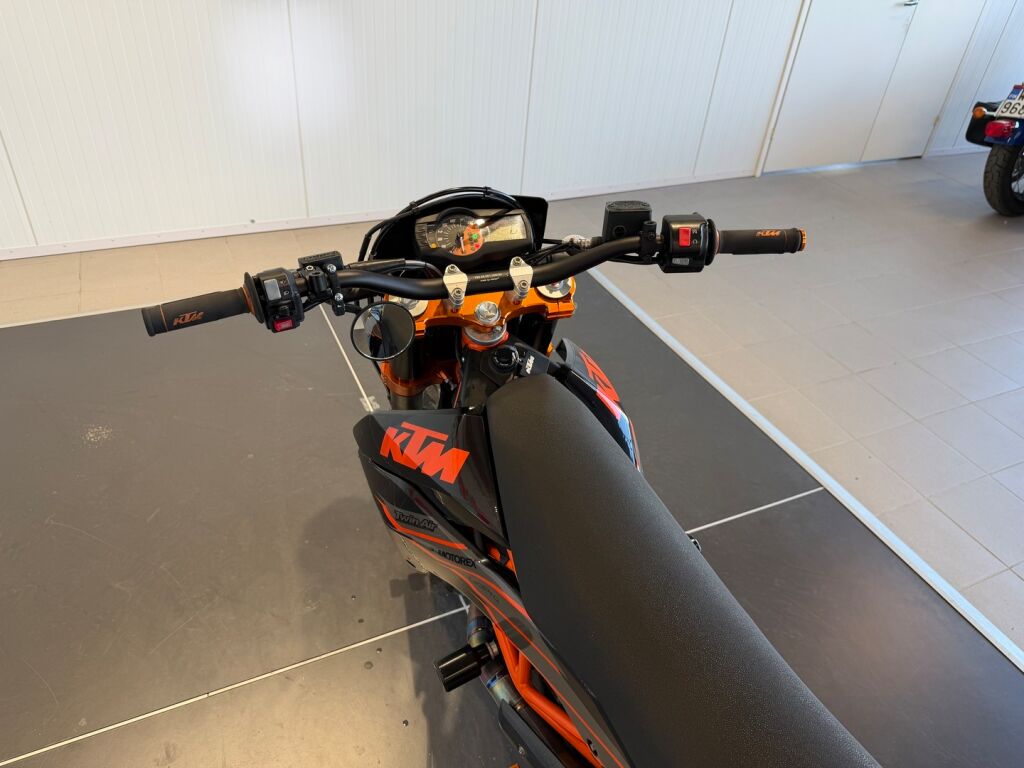 Ktm 690 2016 Valkoinen