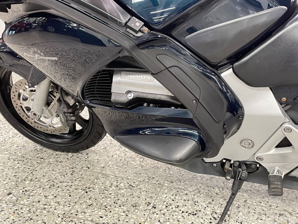Honda ST 2002 