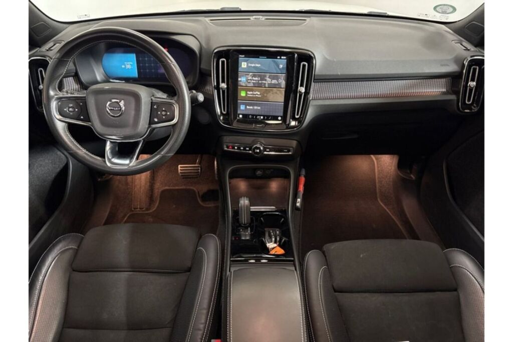 Volvo XC40 2021 Valkoinen