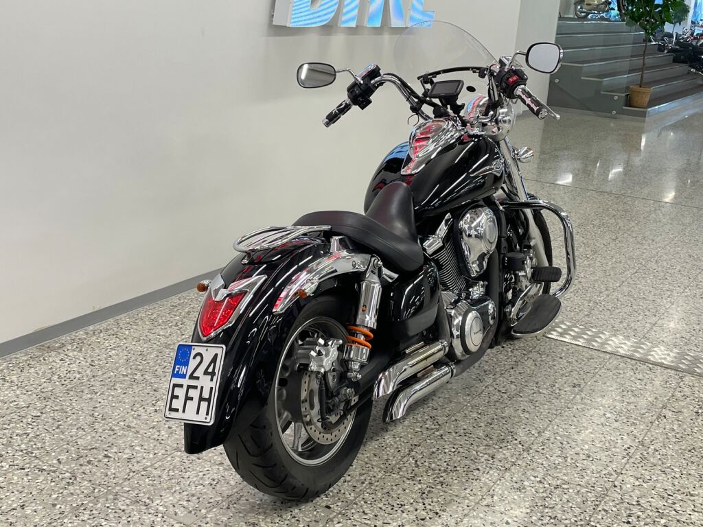 Kawasaki VN 2013 Musta