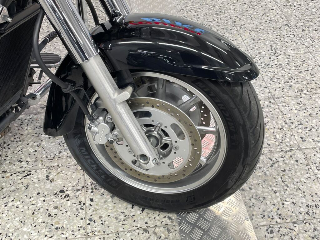 Kawasaki VN 2013 Musta