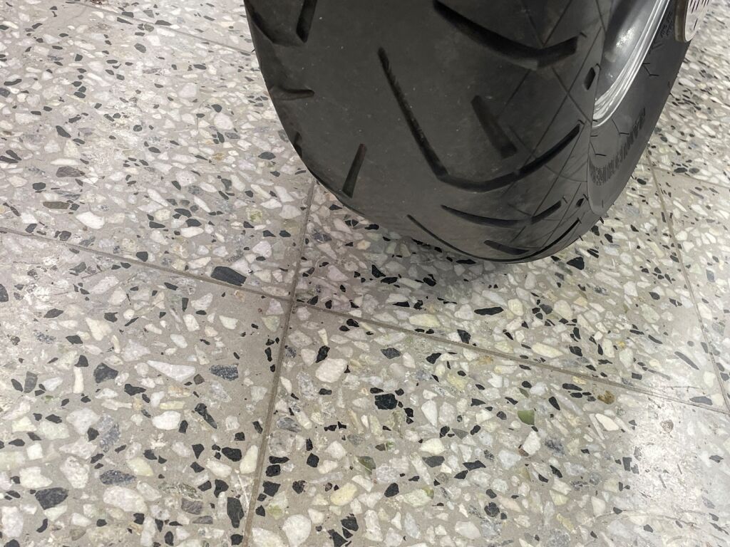 Kawasaki VN 2013 Musta