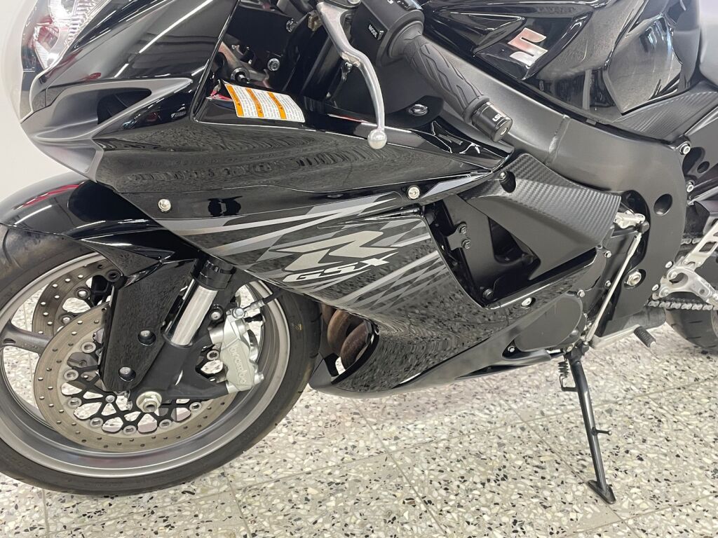 Suzuki GSX-R 2016 Musta