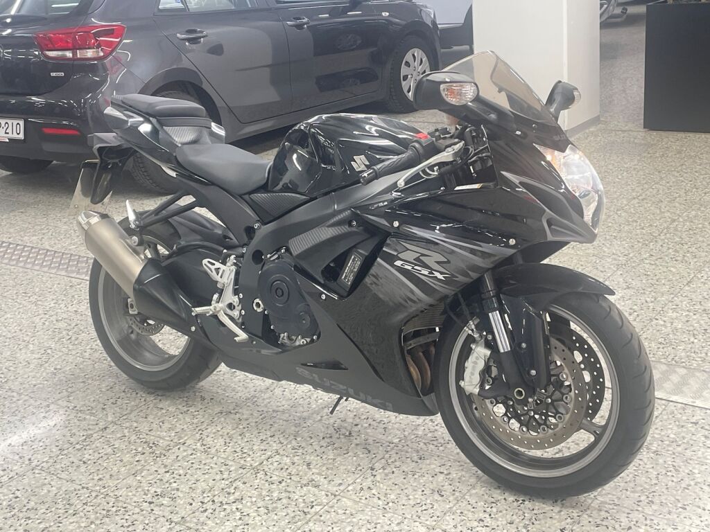 Suzuki GSX-R 2016 Musta