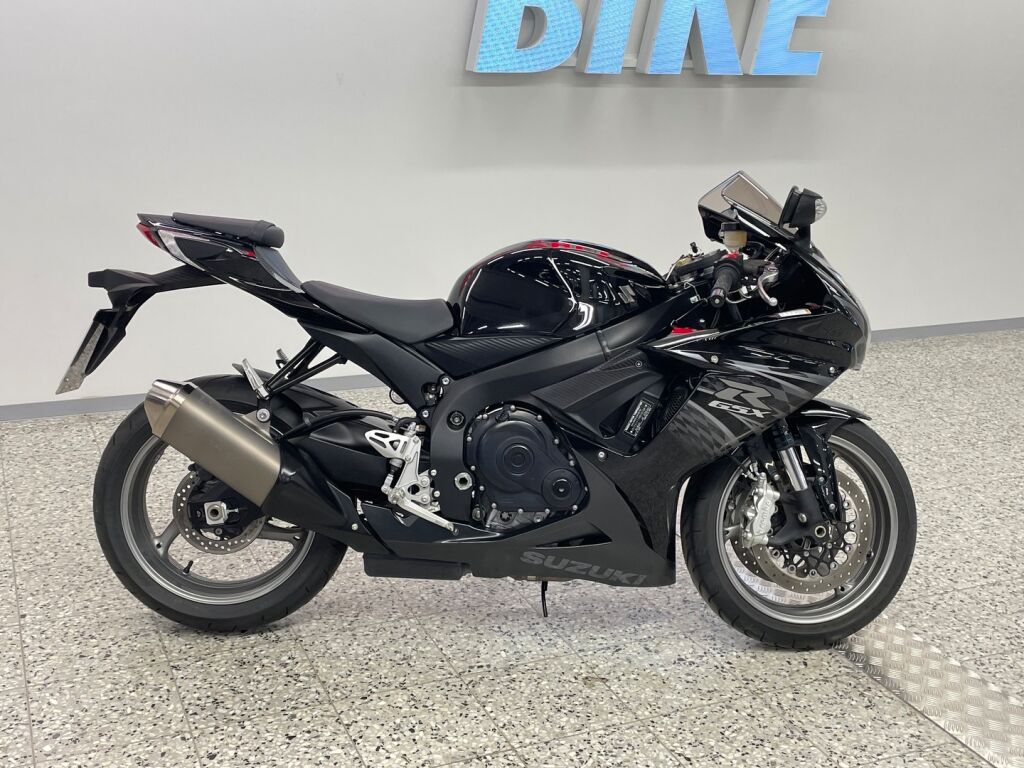 Suzuki GSX-R 2016 Musta