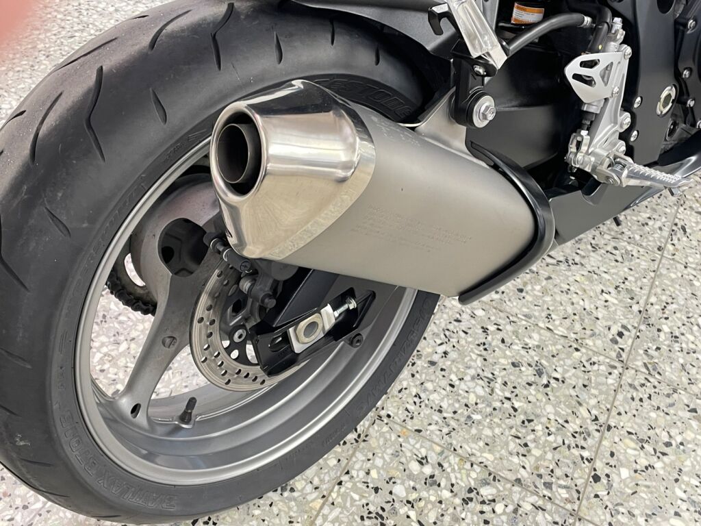 Suzuki GSX-R 2016 Musta