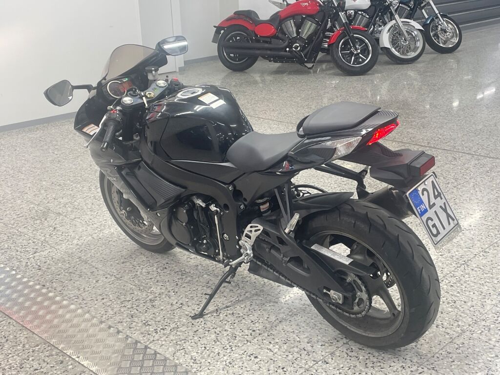 Suzuki GSX-R 2016 Musta