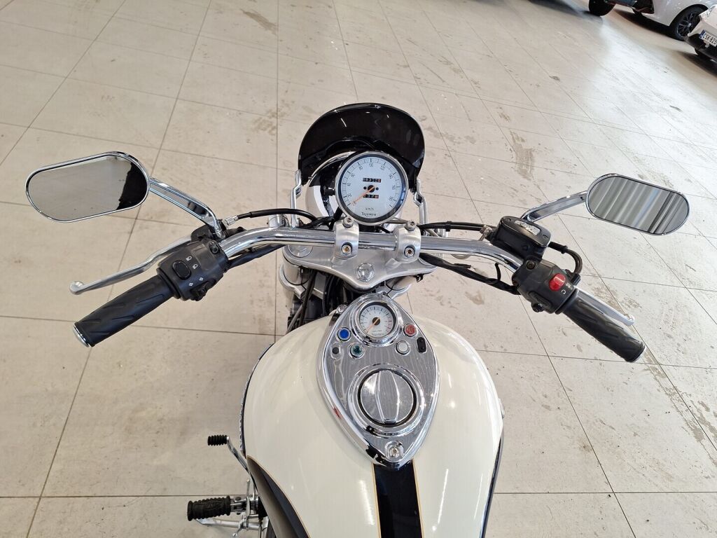 Triumph Speedmaster 2004 Keltainen