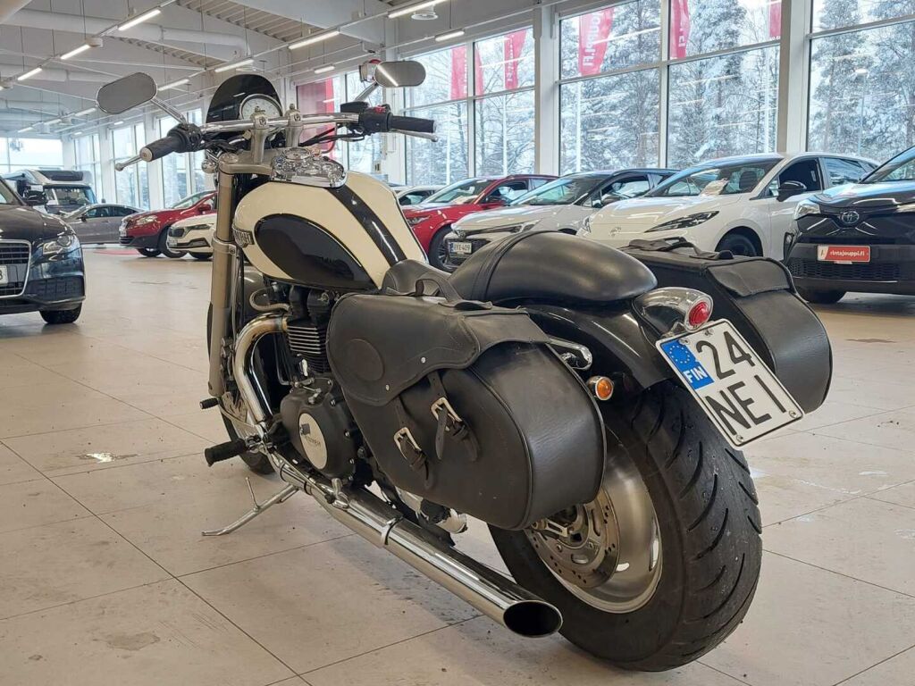 Triumph Speedmaster 2004 Keltainen